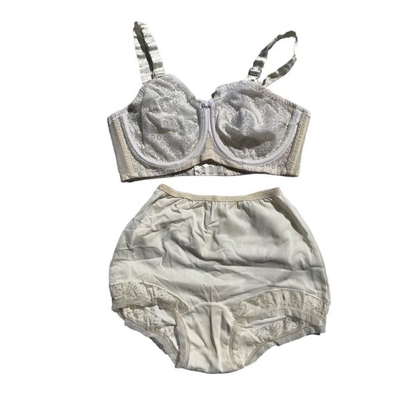 Vintage Bali Sno-Flake Union-Made SIZE 34D Underwire Cream Lace Bra - Picture 1 of 8